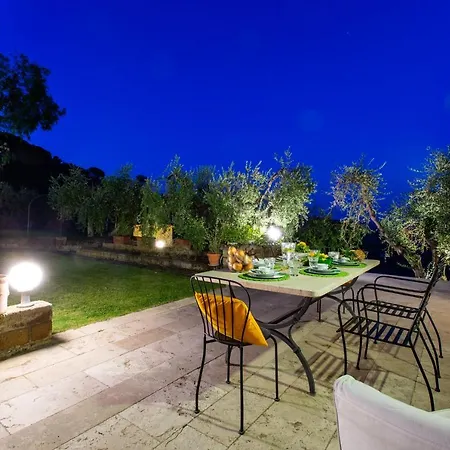 Rocca 6 Villa *